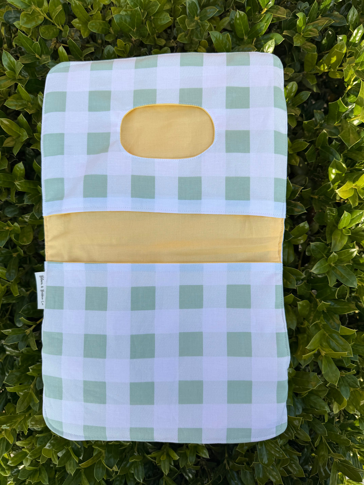 Meadow Mint Clutch