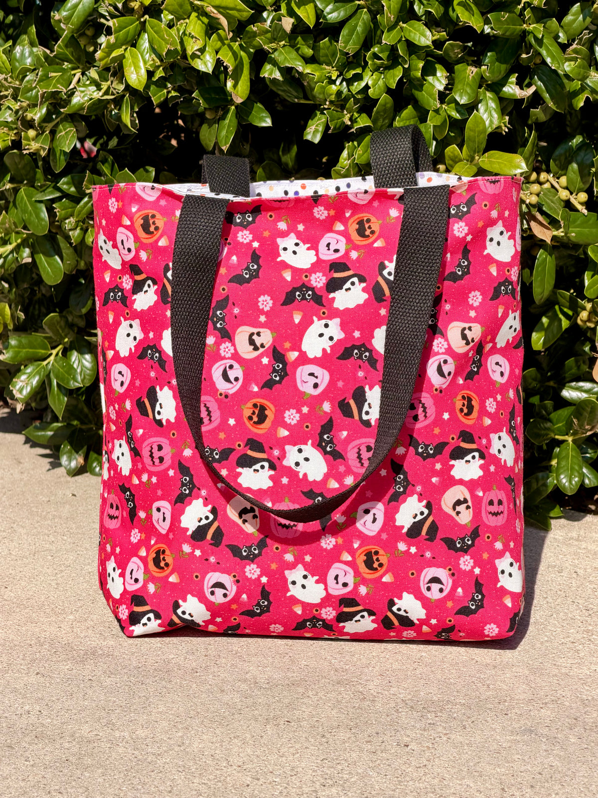 Reversible trick-or-treat tote